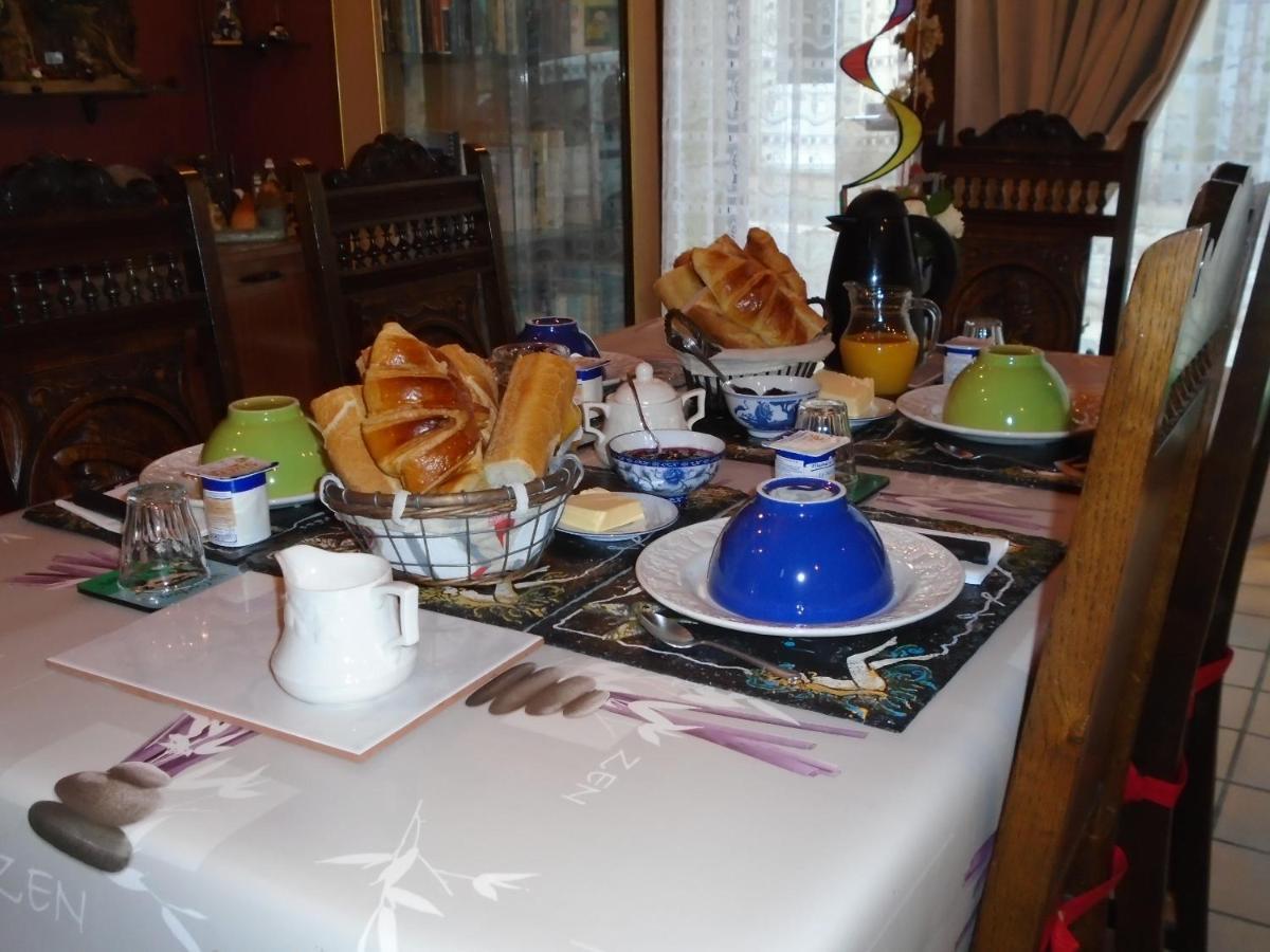 Bed and Breakfast La Mare aux Fées Huelgoat Exterior foto
